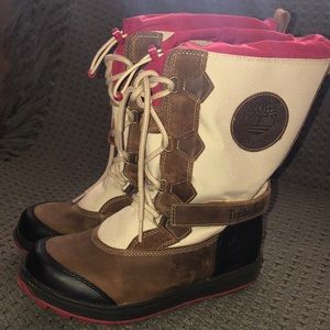 Timberland THERMOLITE Boys Waterproof Boots size 5.5